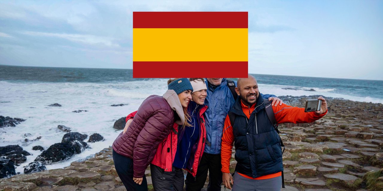 tour of belfast and giant's causeway departing from dublin in spanish language